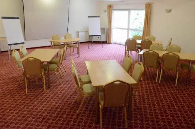 Konferenciaterem Gyöngyhalász