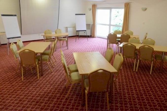 Konferenciaterem Gyöngyhalász